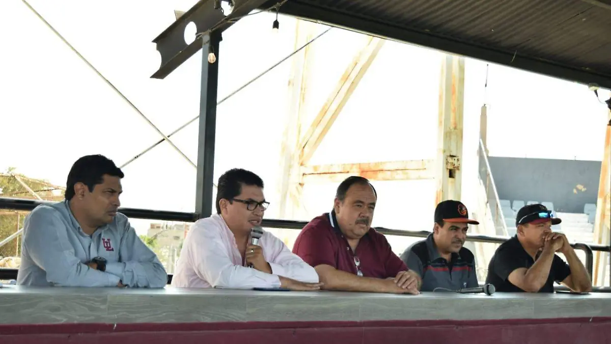 10 Todo listo para el arranque de la Liga Mayor de Beisbol de La Laguna